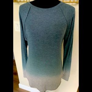 Treasure and Bond CURVE hem tee